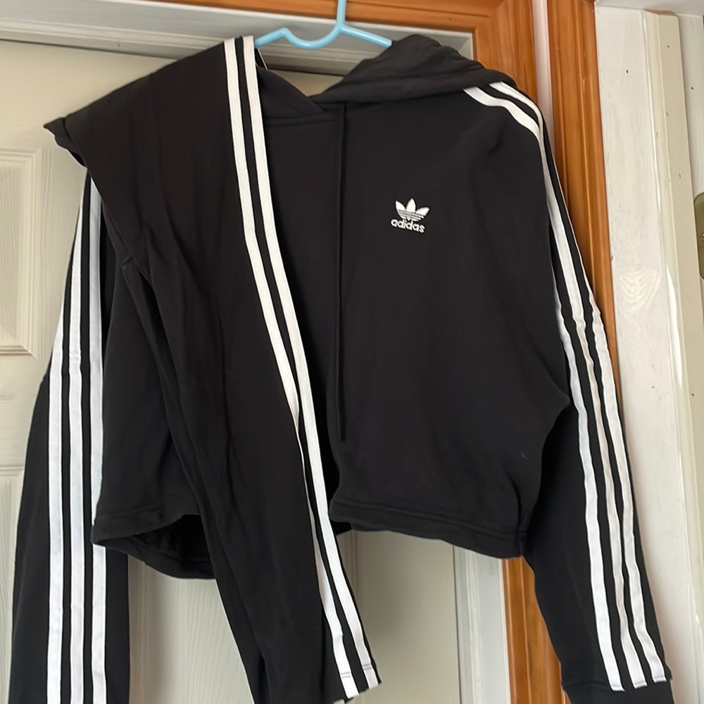 Adidas 2piece cropped hoodie and leggings